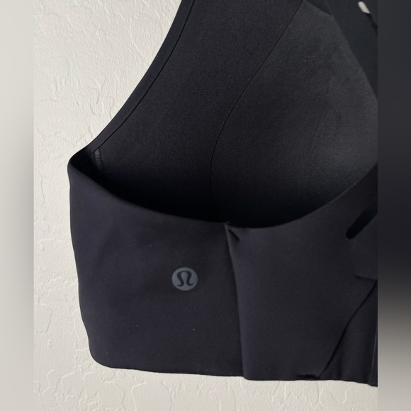 Lululemon high support sports bra NWOT 38C - Picture 11 of 13